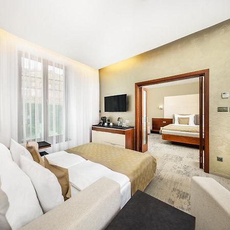 Wellness Hotel Diamant Глубока-над-Влтавой Экстерьер фото