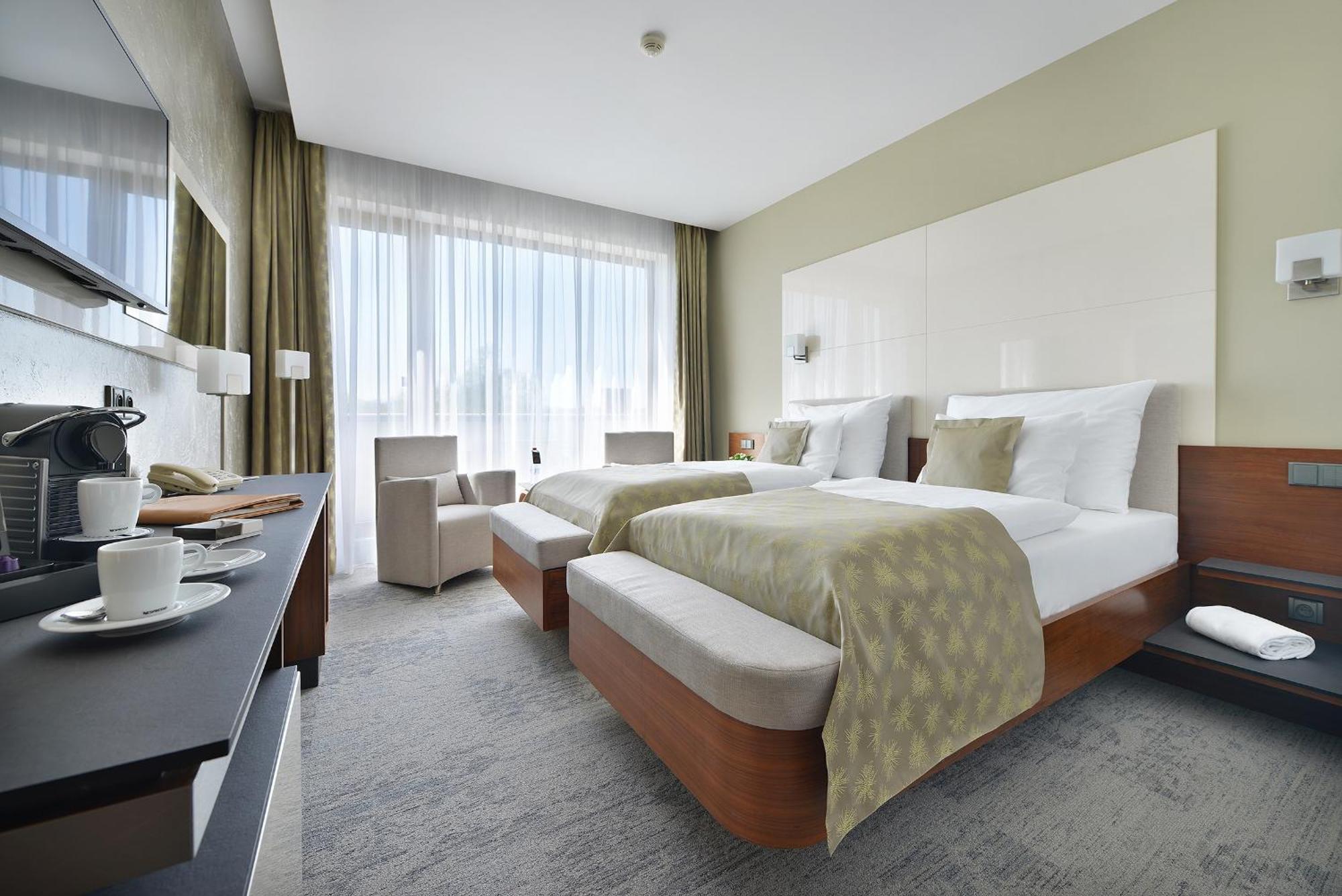 Wellness Hotel Diamant Глубока-над-Влтавой Экстерьер фото