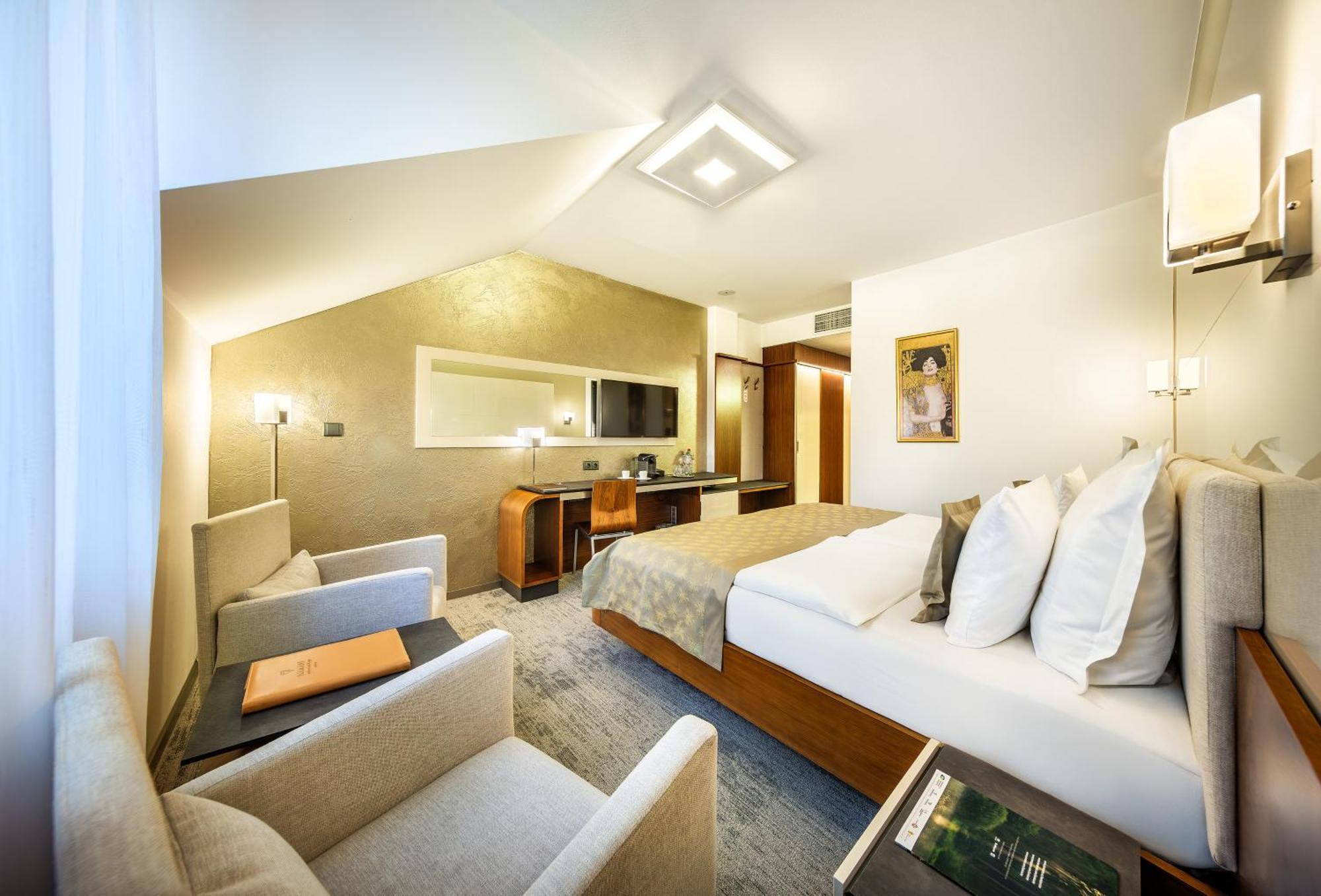Wellness Hotel Diamant Глубока-над-Влтавой Экстерьер фото