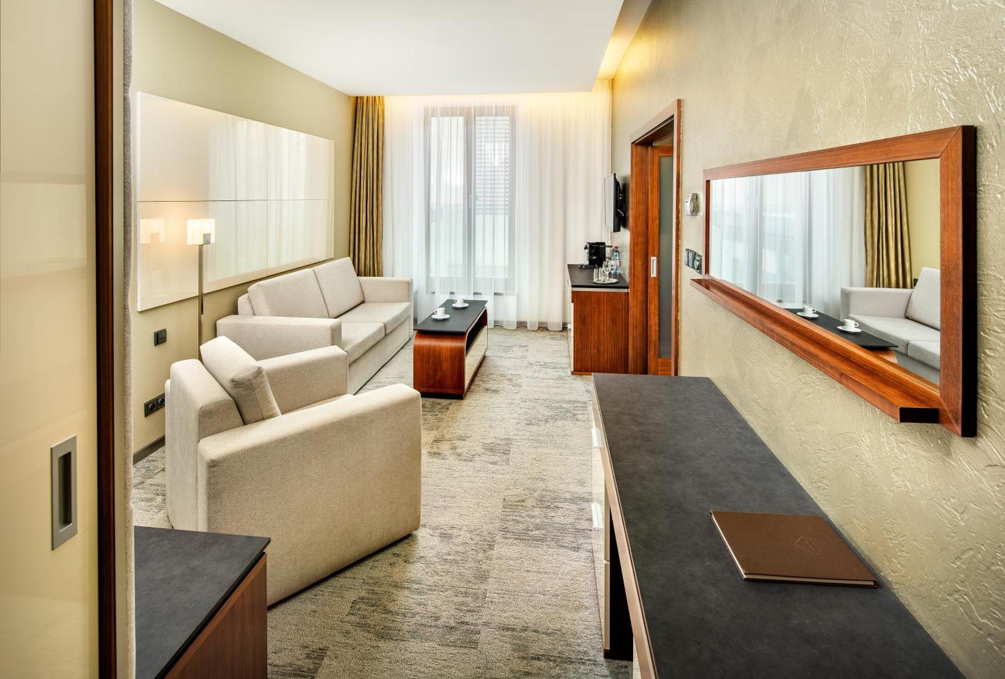 Wellness Hotel Diamant Глубока-над-Влтавой Экстерьер фото
