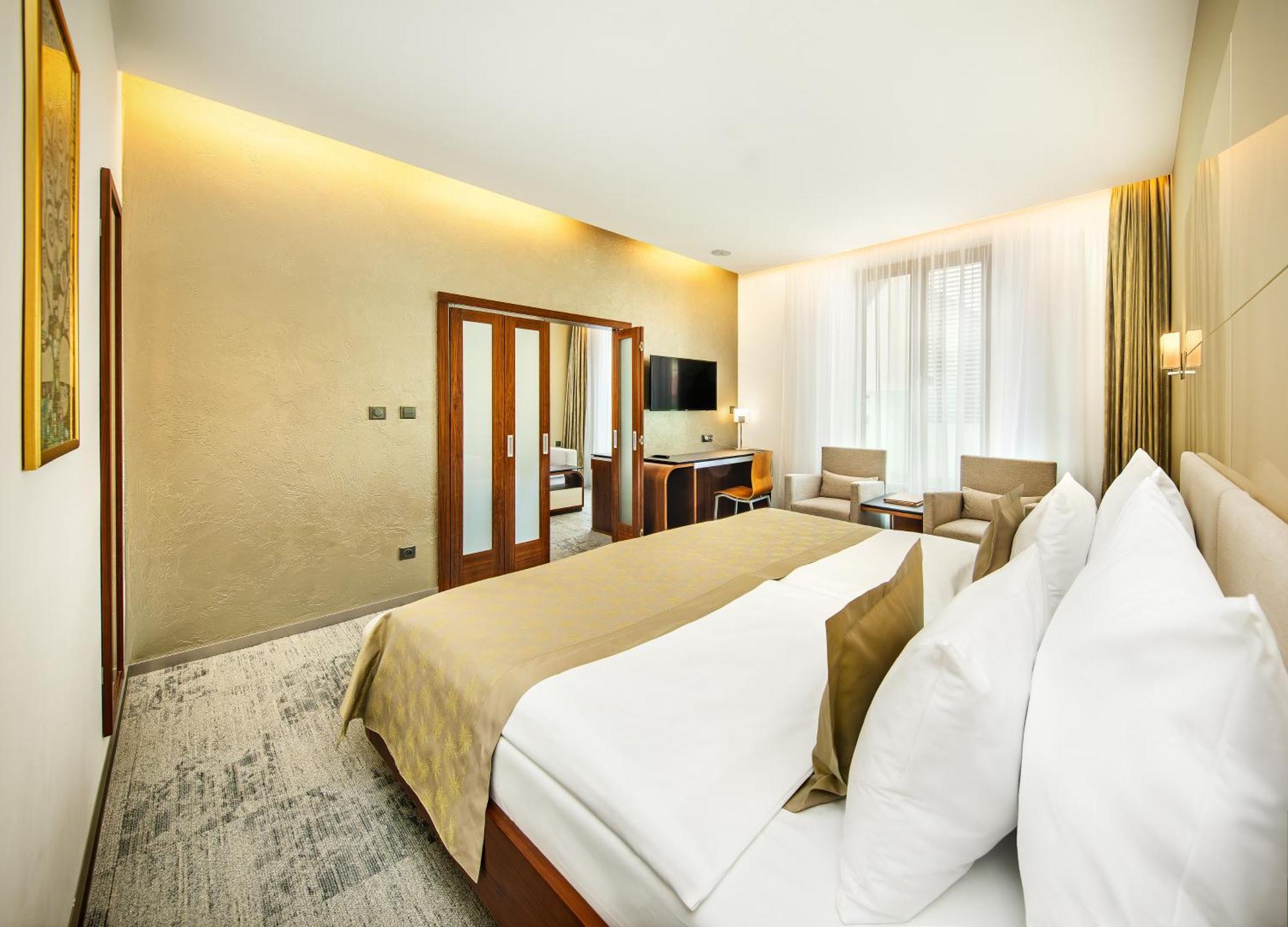 Wellness Hotel Diamant Глубока-над-Влтавой Экстерьер фото
