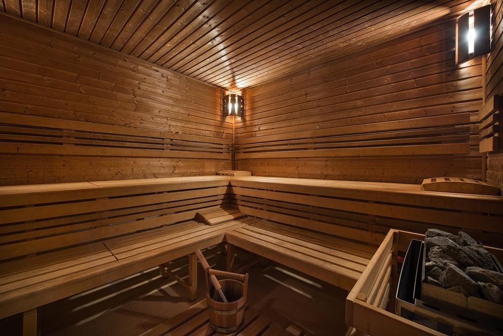 Wellness Hotel Diamant Глубока-над-Влтавой Экстерьер фото